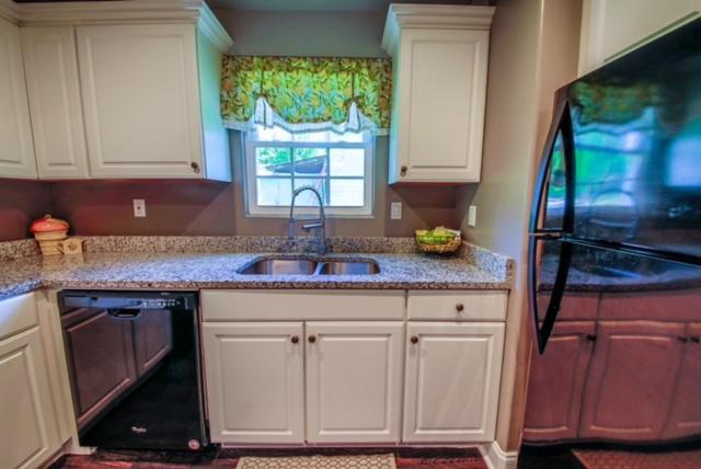 Historic Town Square Bungalow In Heart Of Brighton Atoka المظهر الخارجي الصورة