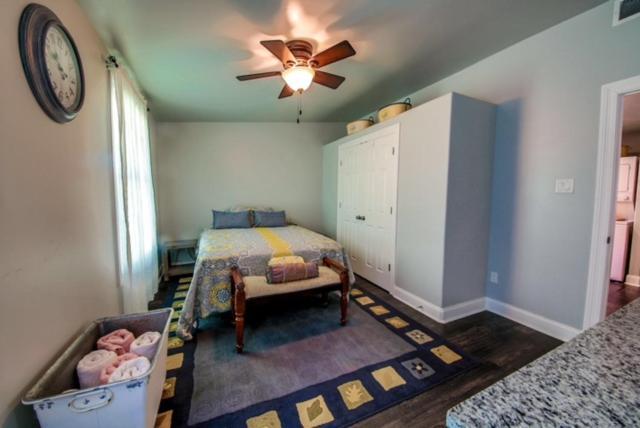 Historic Town Square Bungalow In Heart Of Brighton Atoka المظهر الخارجي الصورة