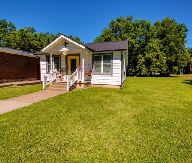 Historic Town Square Bungalow In Heart Of Brighton Atoka المظهر الخارجي الصورة